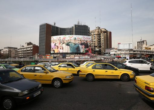 اتاق اصناف: راه‌اندازی تاکسی اینترنتی توسط شهرداری تهران غیرقانونی است