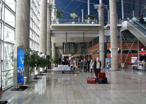 بررسی تخلفات قیمت بلیت هواپیما و برخورد قضایی با شرکت‌های متخلف