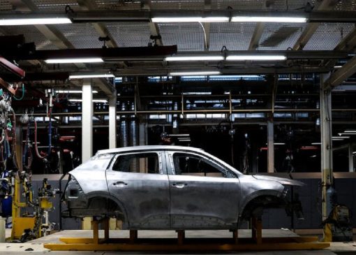 تجربه ناموفق خصوصی‌سازی ایران‌خودرو و سایپا؛ نیاز بازار بیش از تولید فعلی است