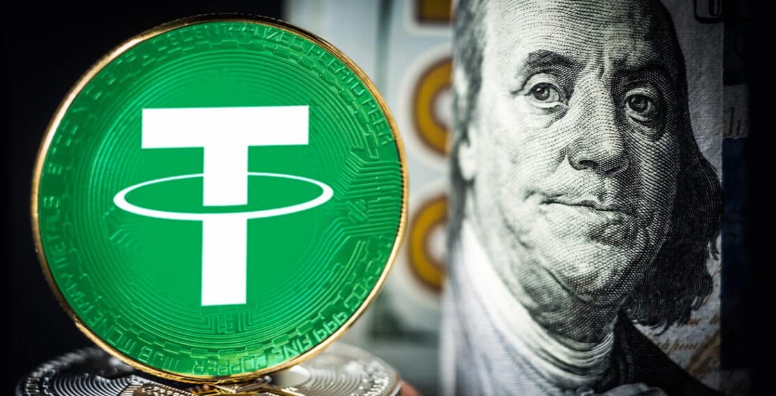 برای سرمایه گذاری دلار بخریم یا تتر؟