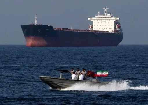 توقیف کشتی حامل ۴ میلیون لیتر سوخت توسط سپاه