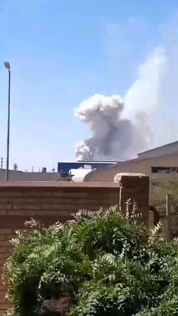 آتشسوزی یک مخزن گاز در شهرک صنعتی شمسآباد شهر ری آتشسوزی یک مخزن گاز در شهرک صنعتی شمسآباد شهر ری