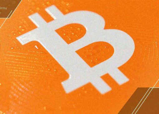 بیت کوین در دوراهی حساس: آیا قیمت به 150 هزار دلار می‌رسد؟